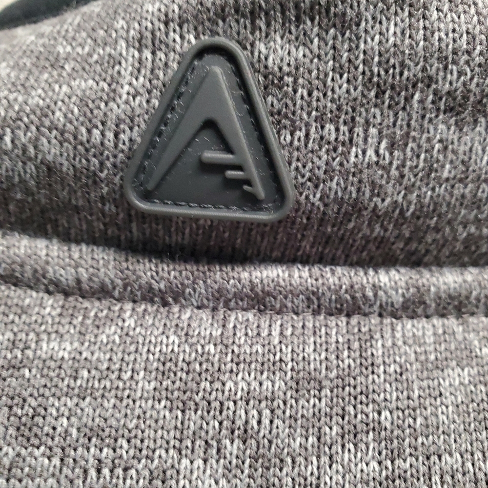 Gray Half-Zip Pullover with Cubs Logo - Picture 5 of 15